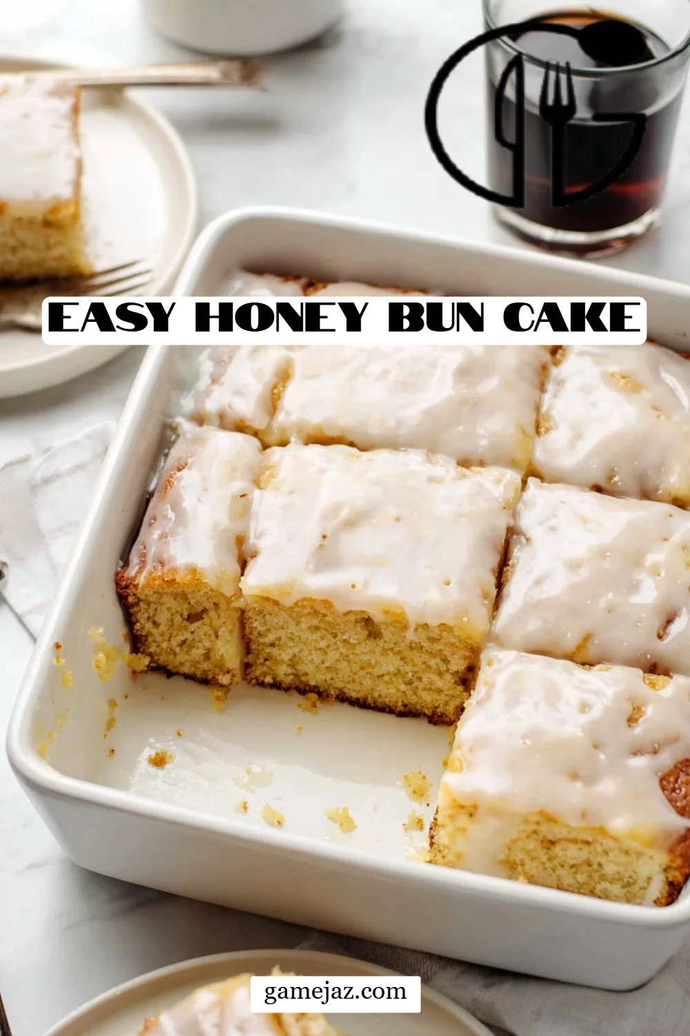 Easy Honey Bun Cake