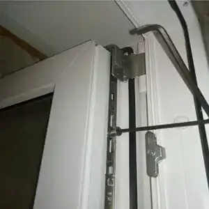 Регулировка пластиковой балконной двери 2